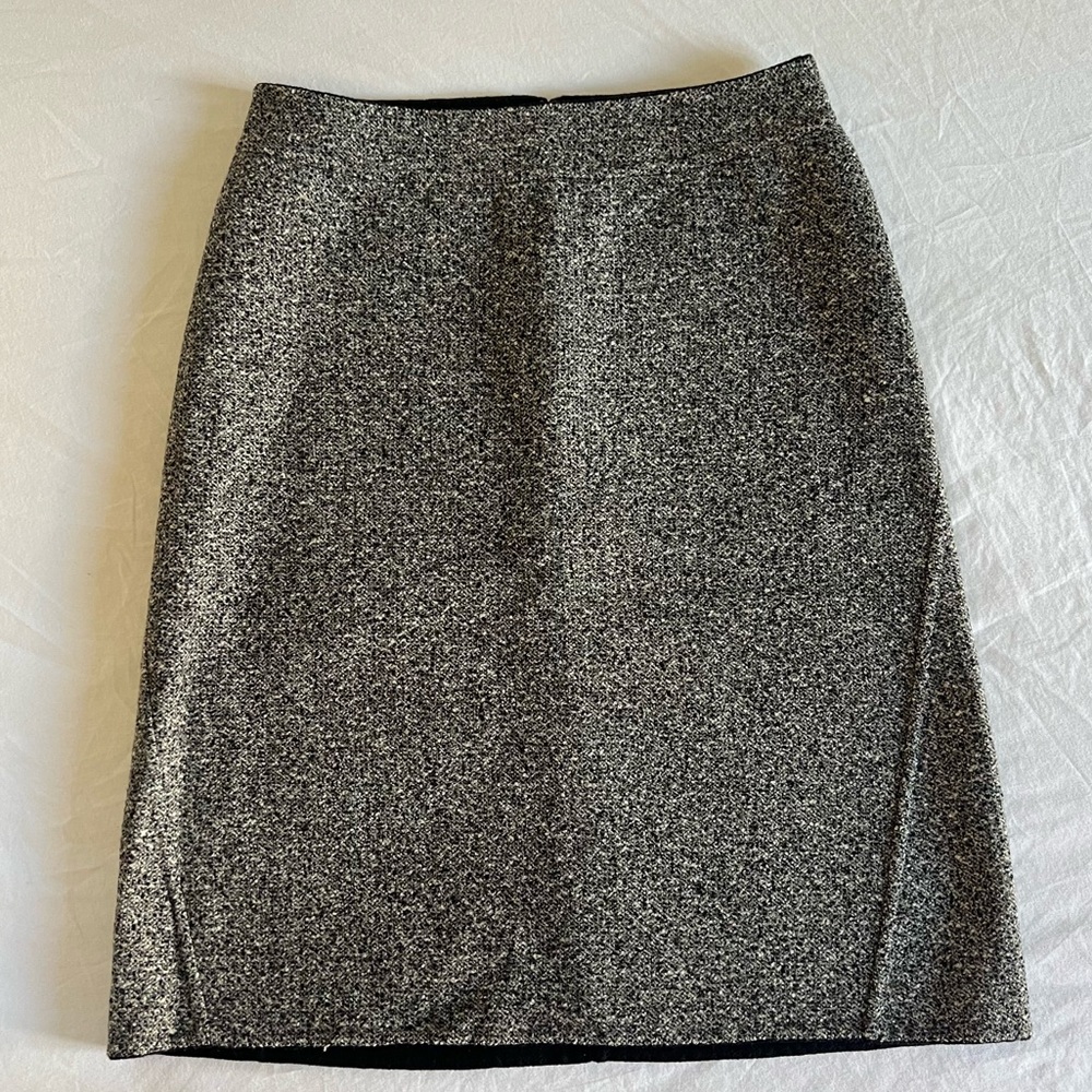 Brooks Brothers Wool Blend Speckled Grey Pencil Skirt Size 4.